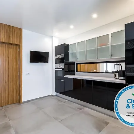 Villa Luxury 47 *
